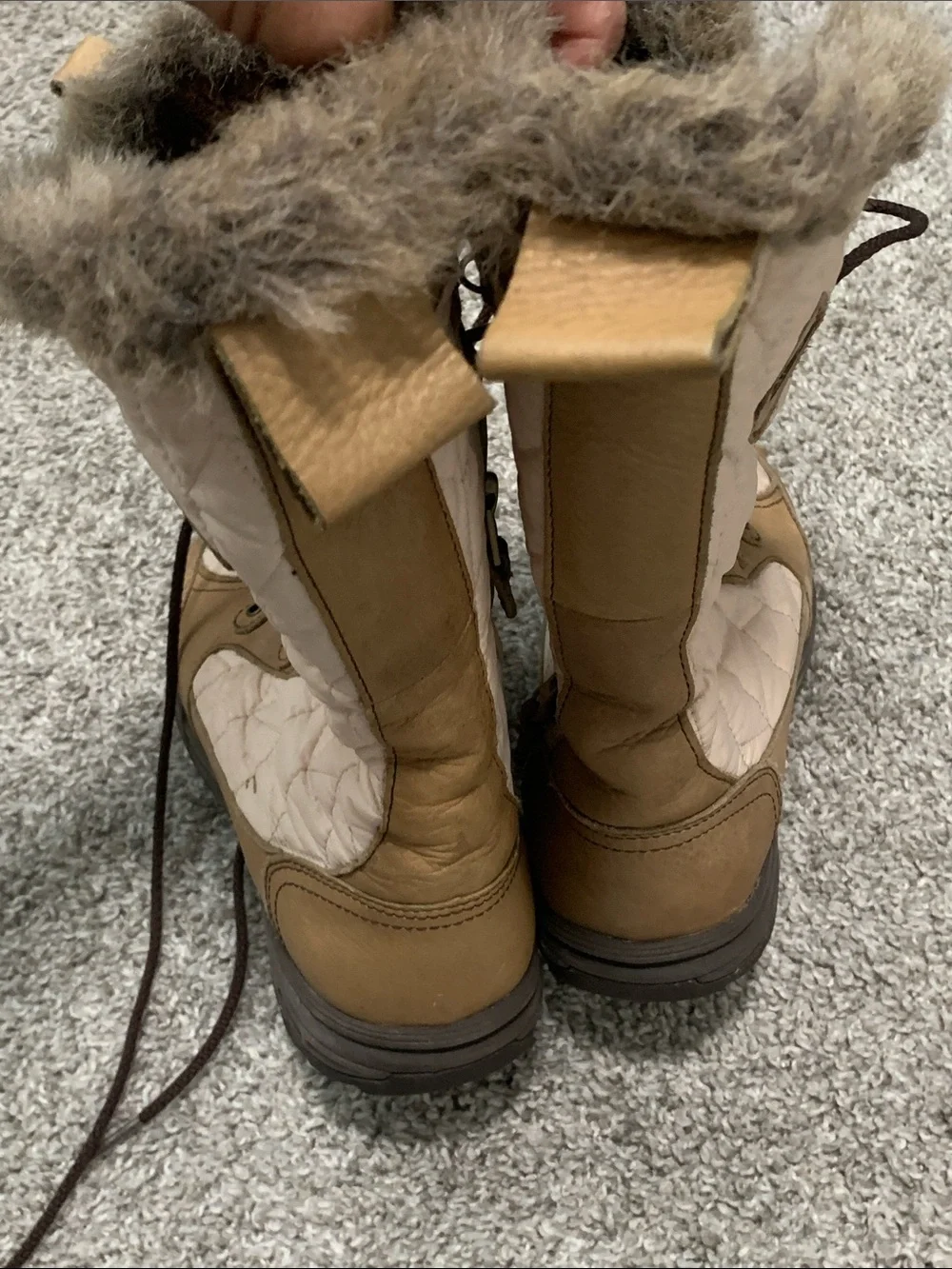 Teva Lenwee Tan and Cream Quilted Lace-Up Winter Boots with Faux Fur Cuff